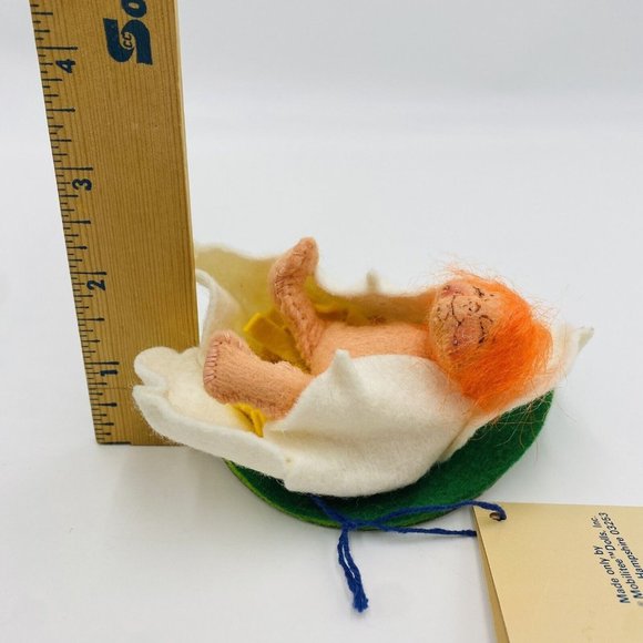 Vintage Annalee Baby Laying in Lilly Pad 1991 Orange Hair Spring Nymph - Picture 11 of 12